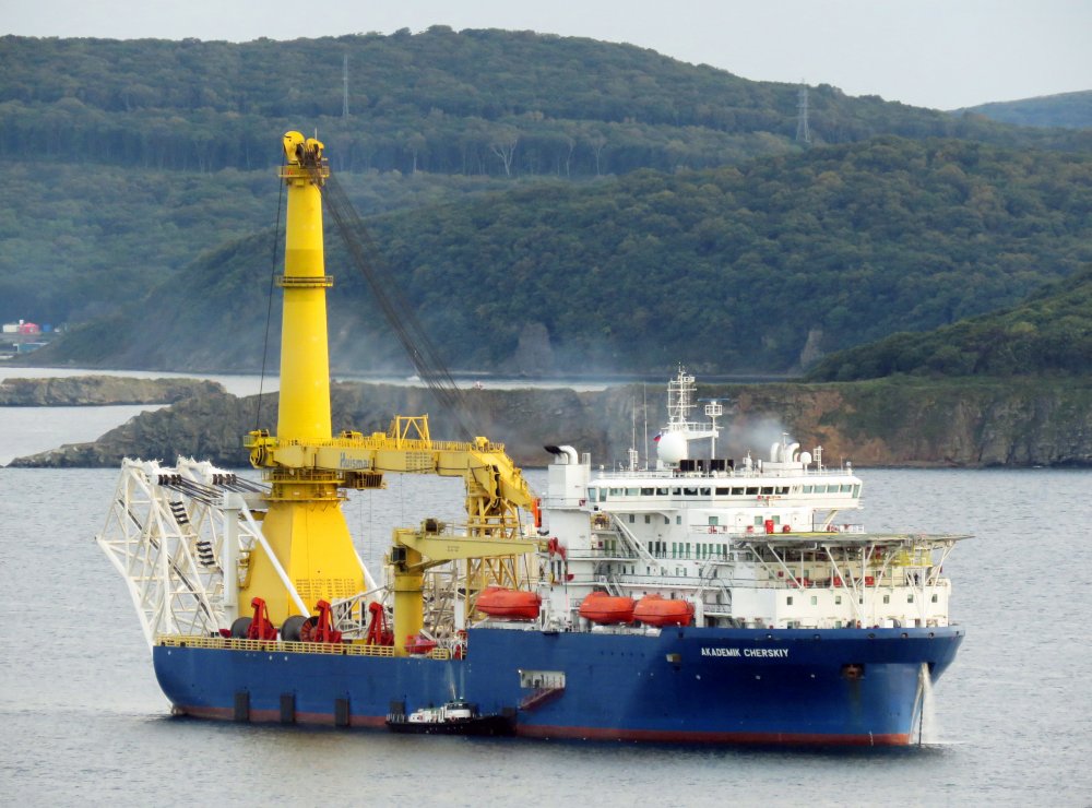 Akademik Cherskiy