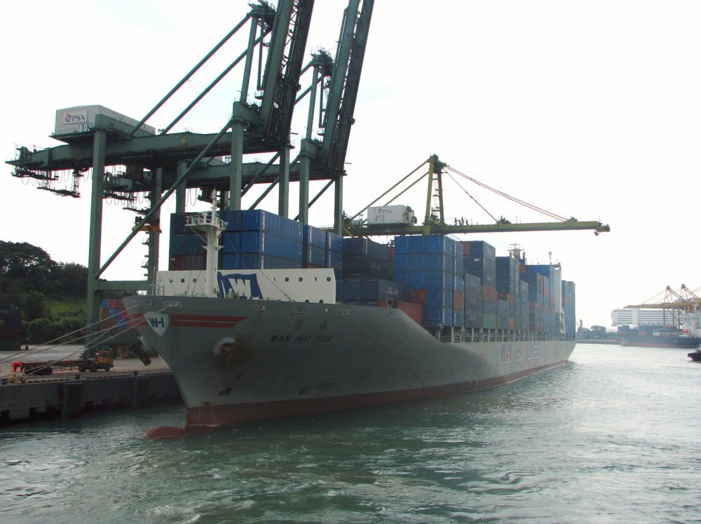 Wan Hai 506