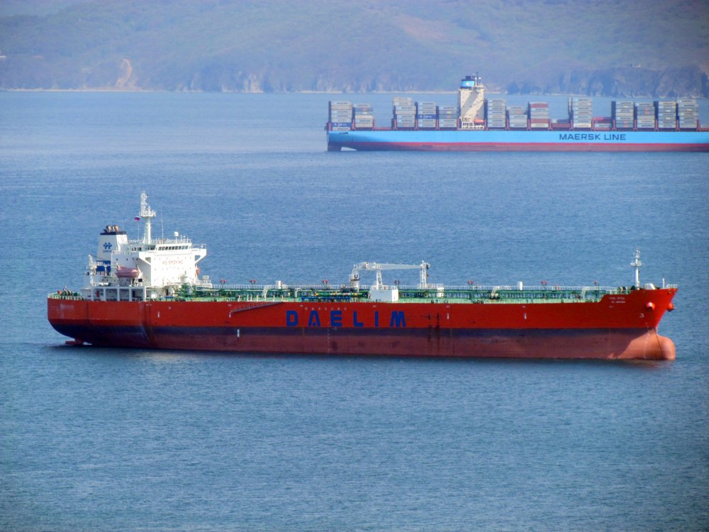 DL Navig8