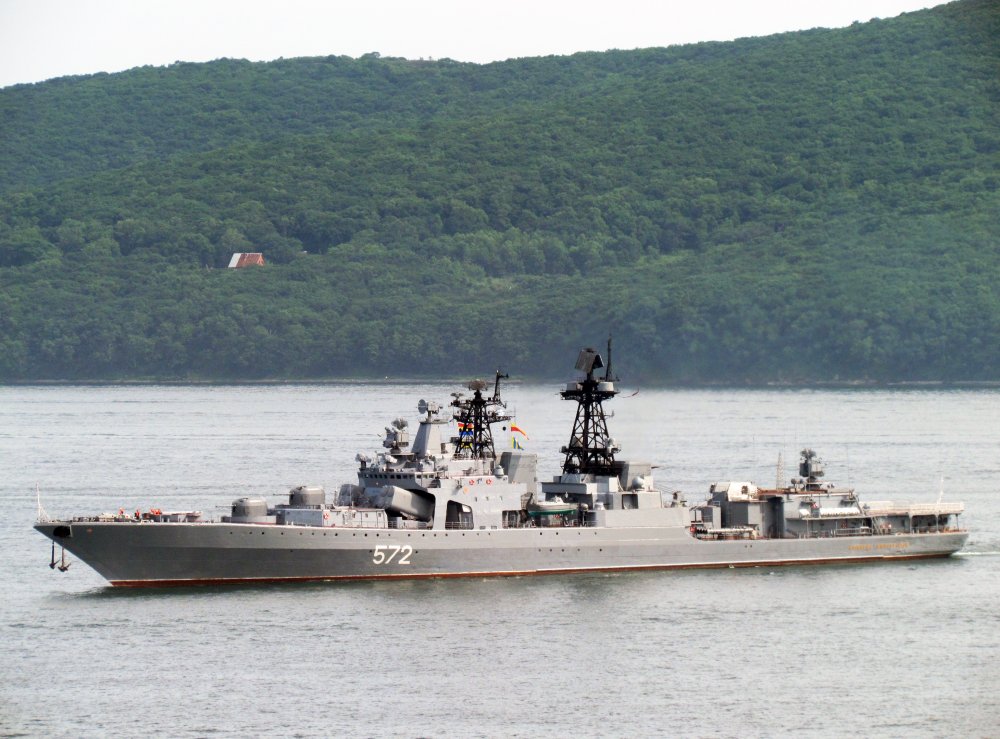 Admiral Vinogradov DDG-572