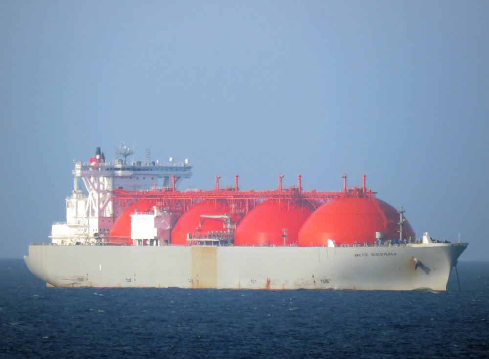Arctic Discoverer