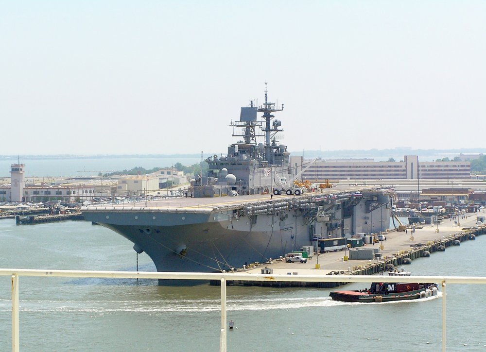 Iwo Jima LHD-7