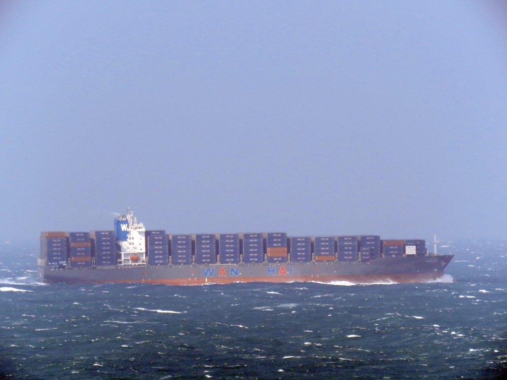 Wan Hai 515