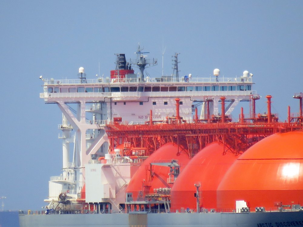 Arctic Discoverer
