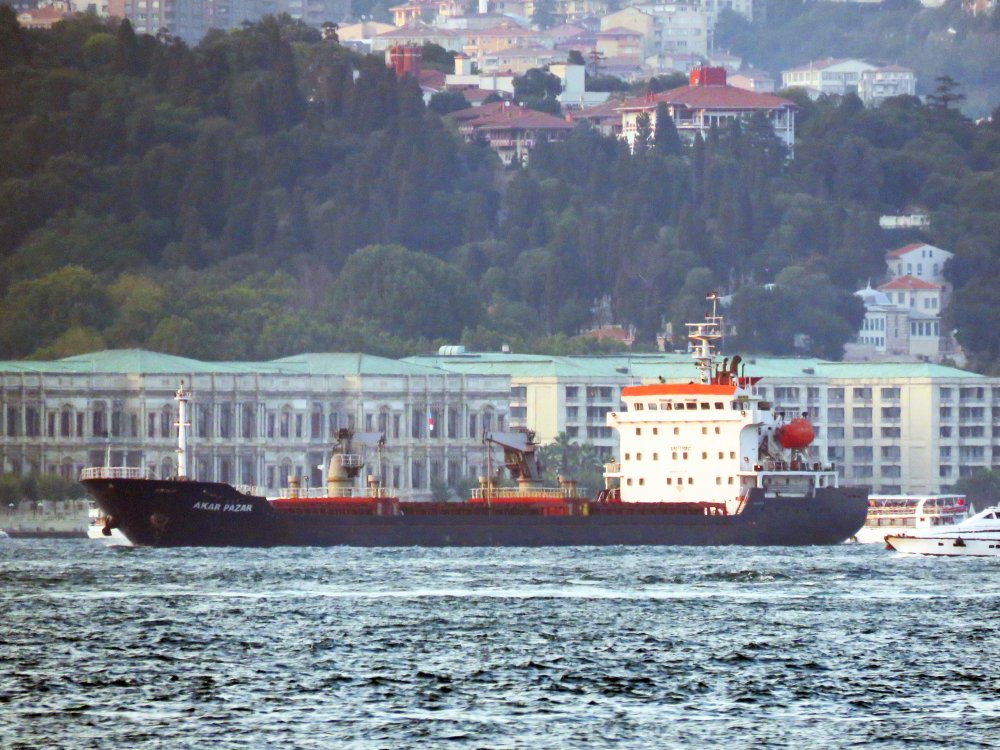 Akar Pazar