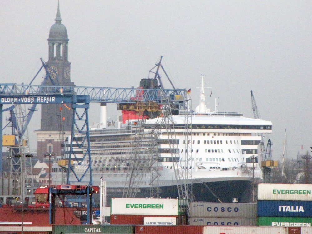 Queen Mary 2