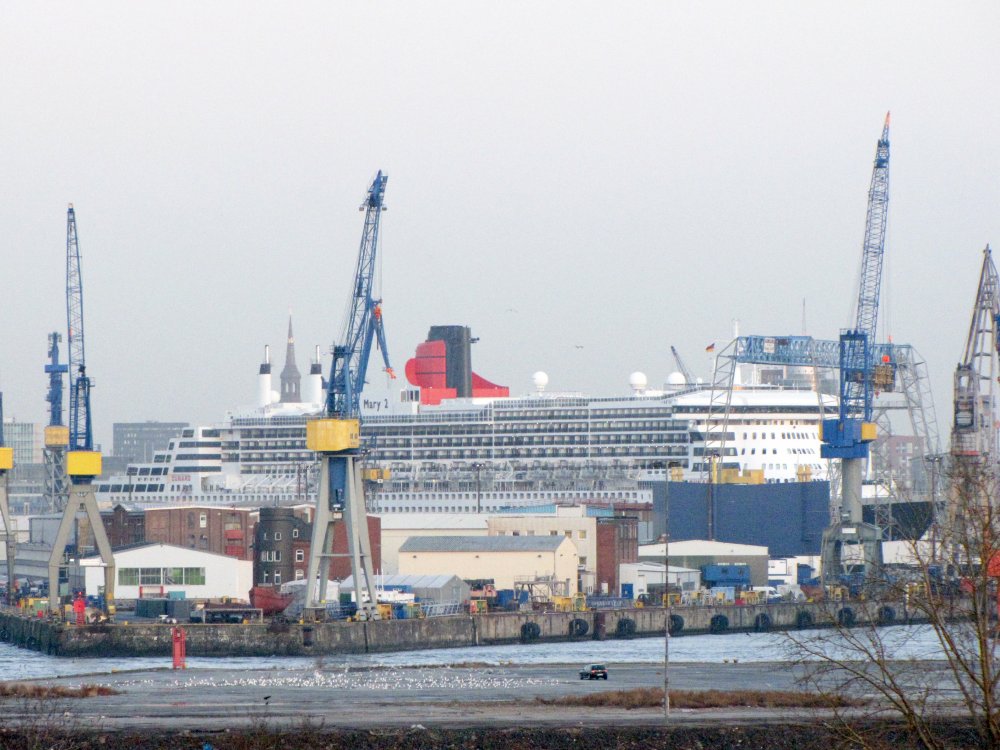 Queen Mary 2
