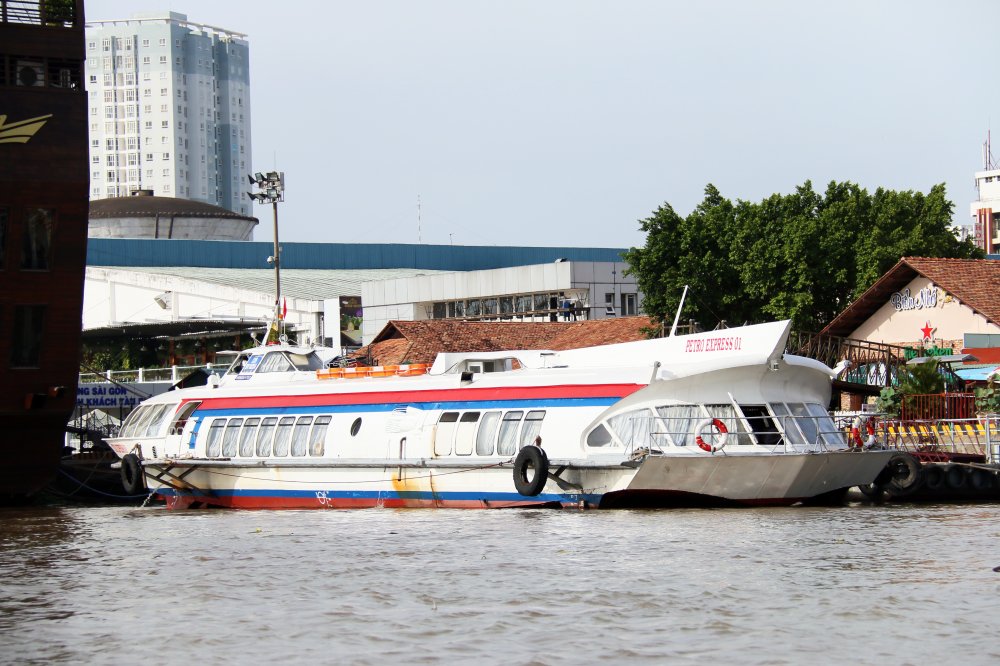 Petro Express 01