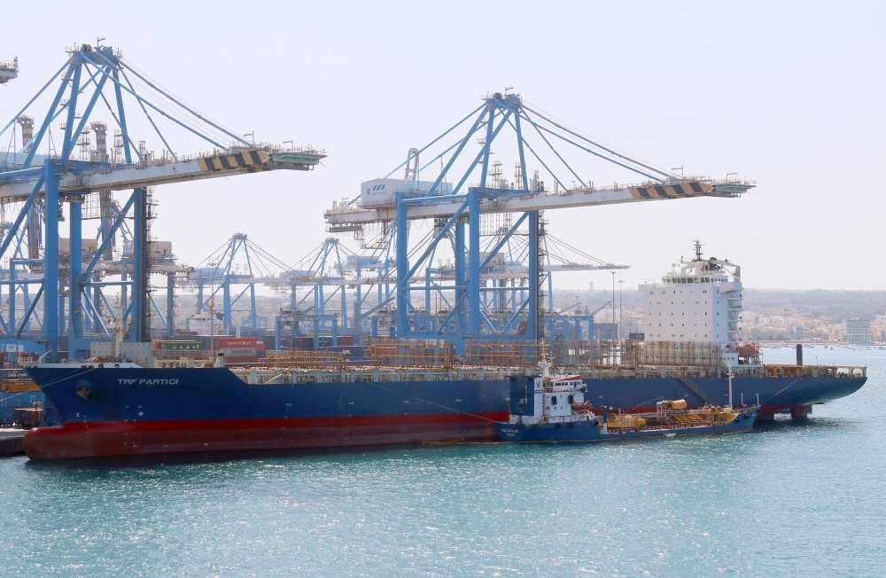 TRF Partici, IMO 9419785, Call sign A8UF9, Gearless container ships, Photo #8 TRF Partici